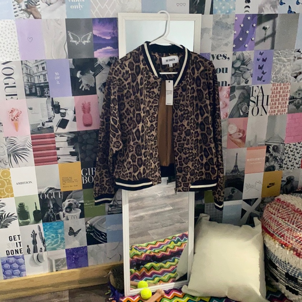 Leopard Zip Up Jacket